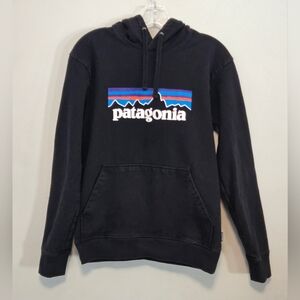 Patagonia P6 Logo Uprisal  Pullover Black Hoody Unisex Size XS